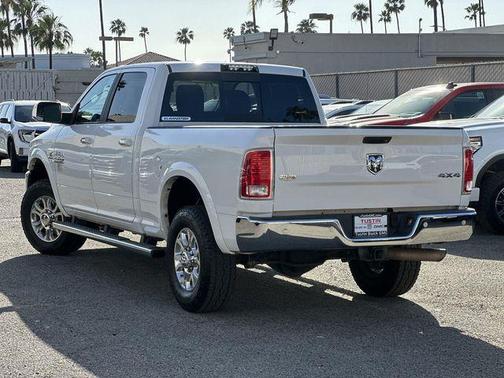 2018 RAM 2500 Laramie Crew Cab 4x4 6'4' Box
