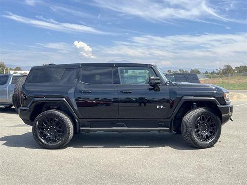 2026 GMC HUMMER EV SUV 2X
