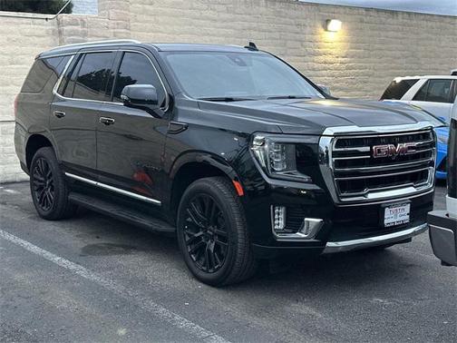 2023 GMC Yukon SLT