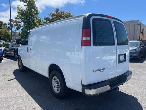 2014 Chevrolet Express 2500 Work Van