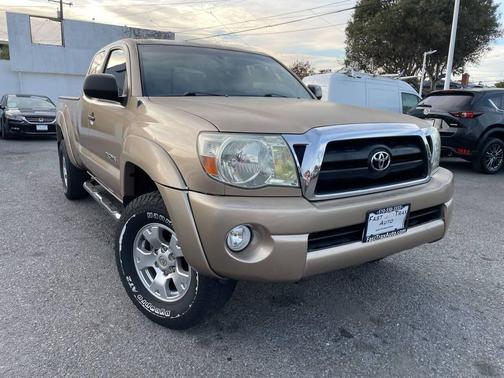 2005 Toyota Tacoma PreRunner Access Cab