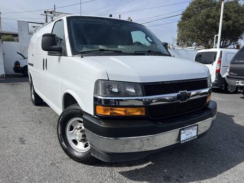 2021 Chevrolet Express 2500 RWD 2500 Regular Wheelbase WT