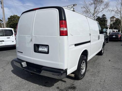 2021 Chevrolet Express 2500 RWD 2500 Regular Wheelbase WT