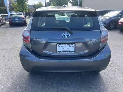 2014 Toyota Prius c Four