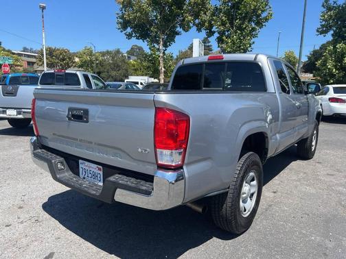 2016 Toyota Tacoma SR5