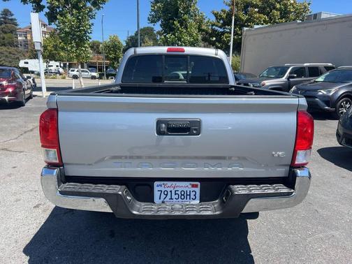 2016 Toyota Tacoma SR5