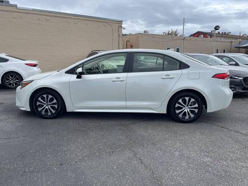 2020 Toyota Corolla Hybrid SE