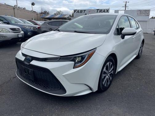 2020 Toyota Corolla Hybrid SE