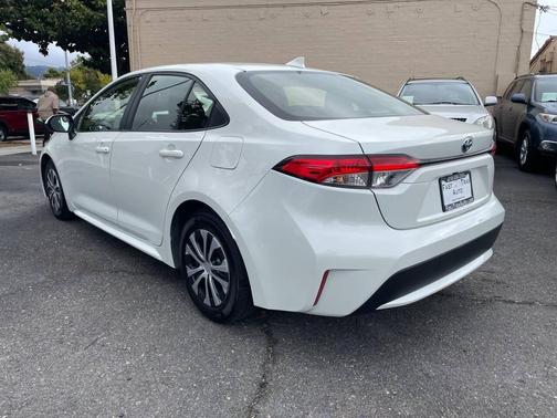 2020 Toyota Corolla Hybrid SE