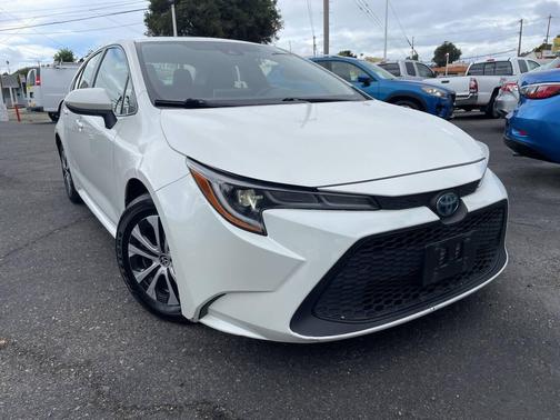 2020 Toyota Corolla Hybrid SE