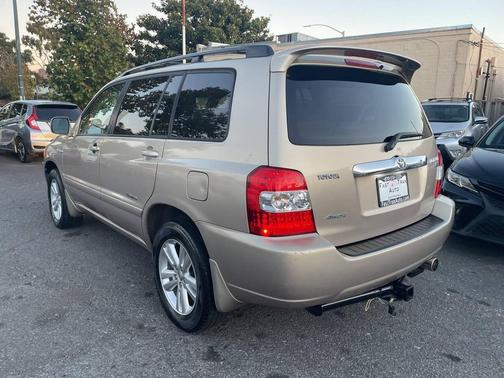 2006 Toyota Highlander Hybrid Limited