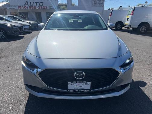 2019 Mazda Mazda3 FWD w/Preferred Package