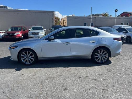 2019 Mazda Mazda3 FWD w/Preferred Package
