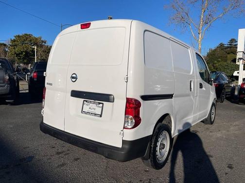 2018 Nissan NV200 S