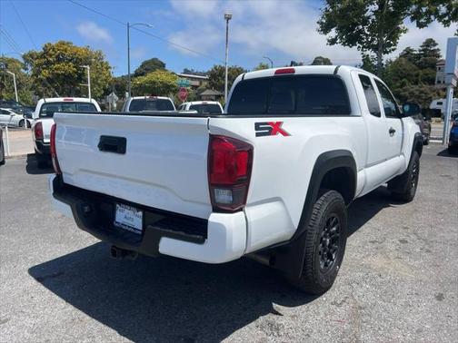 2022 Toyota Tacoma SR