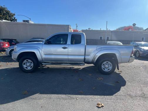 2012 Toyota Tacoma PreRunner
