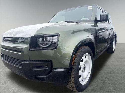Woolstone Green Metallic 2026 Land Rover Defender X-Dynamic SE