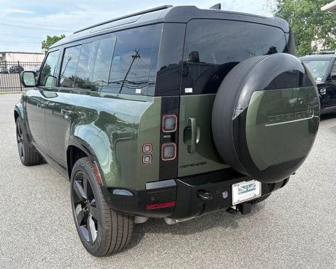 Woolstone Green Metallic 2026 Land Rover Defender X-Dynamic SE