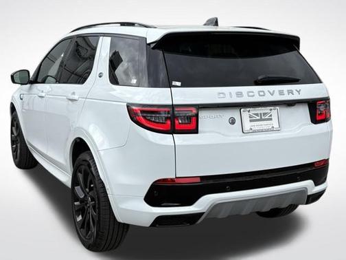 Fuji White 2025 Land Rover Discovery Sport S