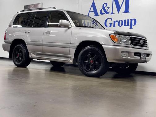 2002 Toyota Land Cruiser Base
