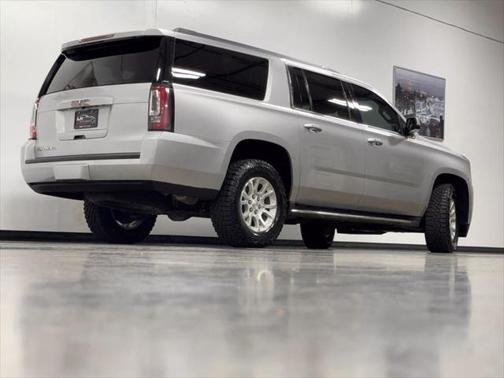 2016 GMC Yukon XL SLT