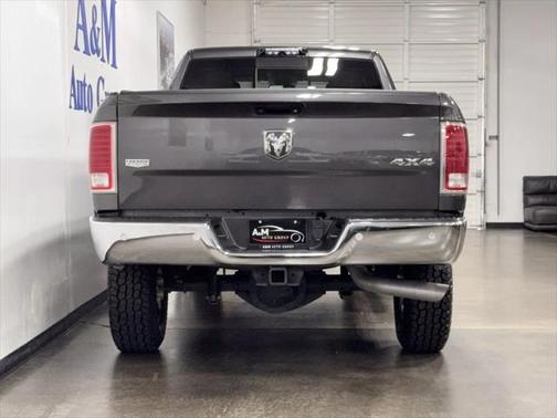 2018 RAM 3500 Laramie Crew Cab 4x4 8' Box