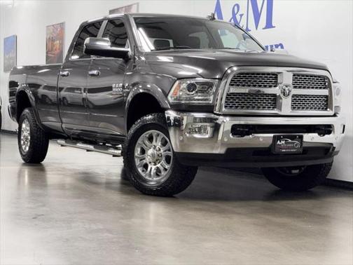 2018 RAM 3500 Laramie Crew Cab 4x4 8' Box
