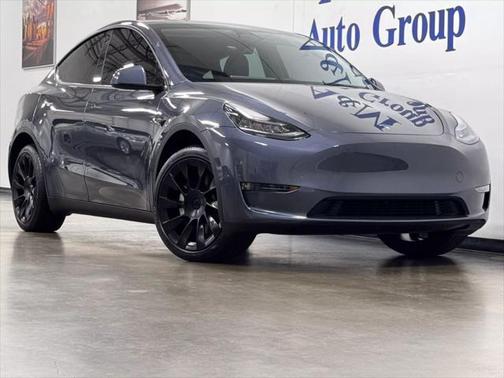 2023 Tesla Model Y Long Range Dual Motor All-Wheel Drive