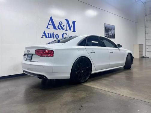 2013 Audi S8 4.0T