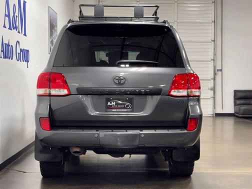 2011 Toyota Land Cruiser Base