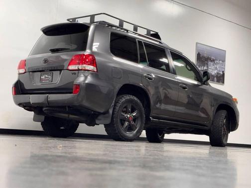 2011 Toyota Land Cruiser Base