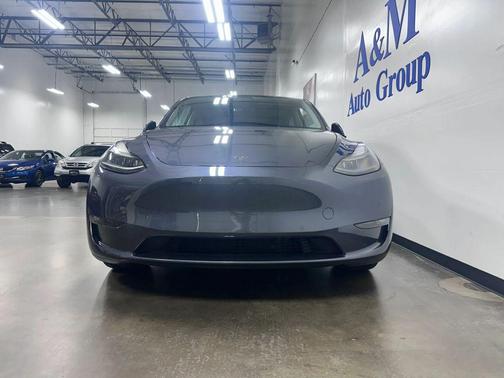 2022 Tesla Model Y Performance Dual Motor All-Wheel Drive