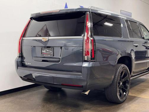2019 Cadillac Escalade ESV Sport