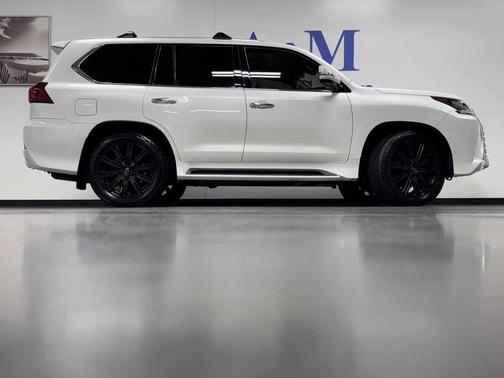 2017 Lexus LX 570 Base