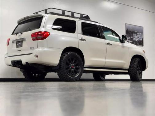 2014 Toyota Sequoia Platinum