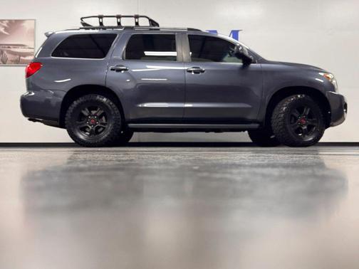 2010 Toyota Sequoia SR5