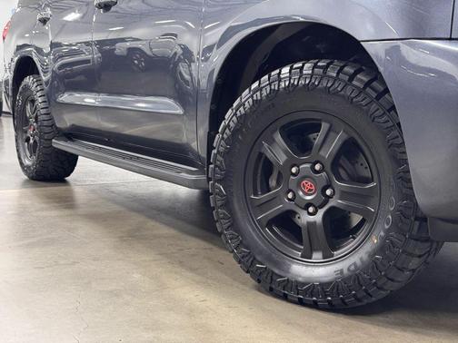 2010 Toyota Sequoia SR5
