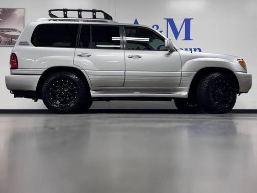 2006 Lexus LX 470 Base