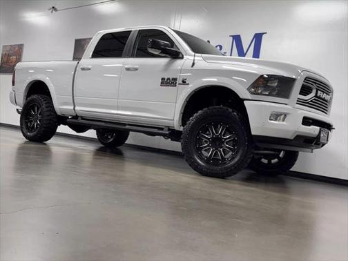 2018 RAM 2500 Big Horn Crew Cab 4x4 6'4' Box