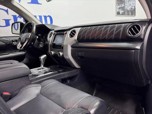 2017 Toyota Tundra Platinum