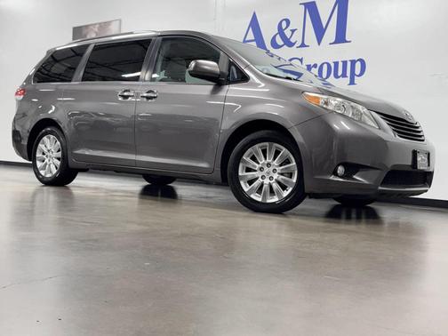 2013 Toyota Sienna XLE