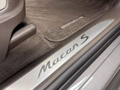 2016 Porsche Macan S