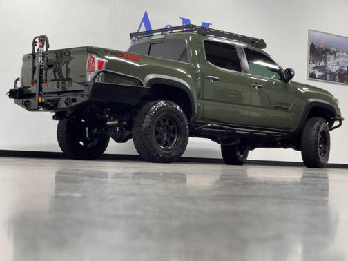 2022 Toyota Tacoma TRD Off Road