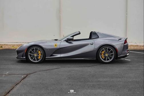 2022 Ferrari 812 GTS 