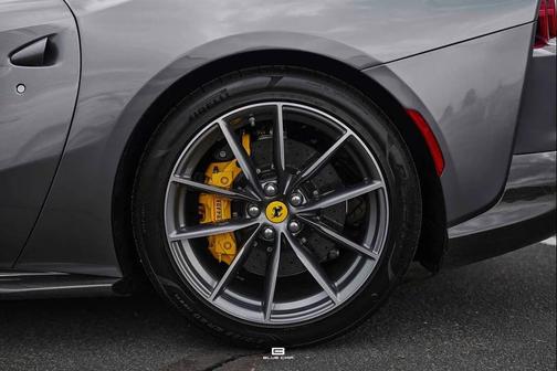 2022 Ferrari 812 GTS 