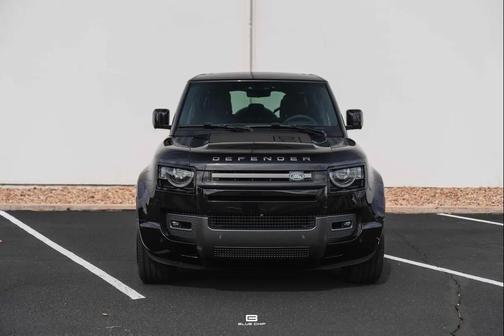 2024 Land Rover Defender 110 V8