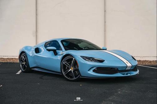 2025 Ferrari 296 GTS Base