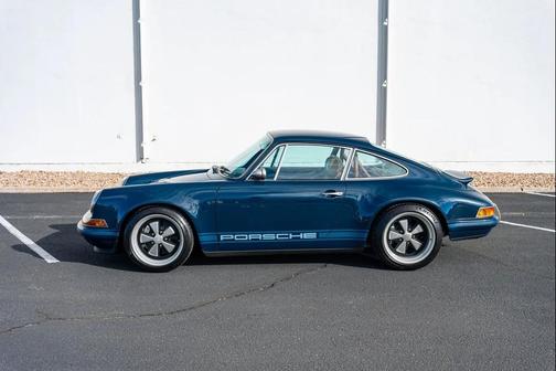 Blue 1991 Porsche 911 Carrera