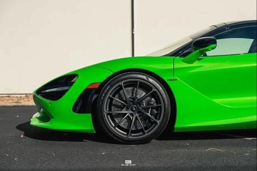 2025 McLaren 750S Spider