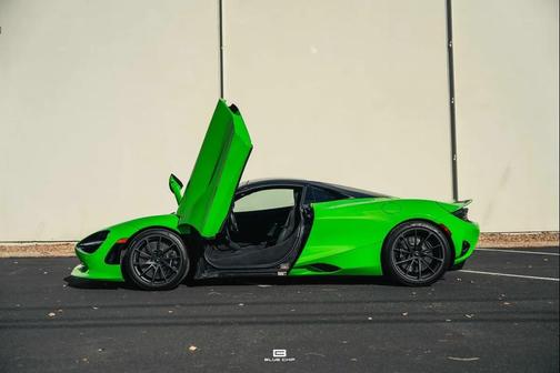 2025 McLaren 750S Spider